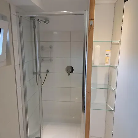 In Nahe Nuerburgring 度假居 Musch